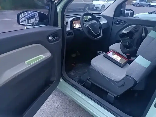Wuling Hongguang Mini EV — Фото автомобиля 15