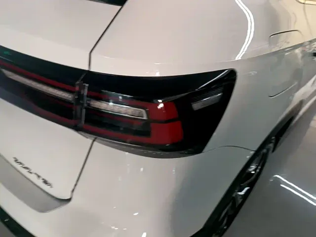 Volkswagen Tharu — Фото автомобиля 7