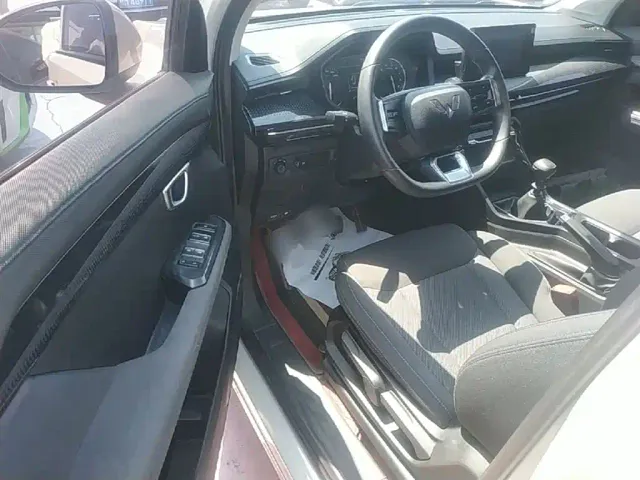 Wuling Asta — Фото автомобиля 14