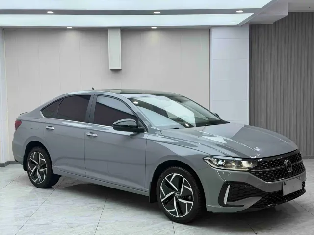 Volkswagen Lavida — Фото автомобиля 3
