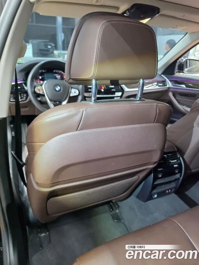 BMW 5-Series 5 серия (G30) 523d Luxury — Фото автомобиля 8