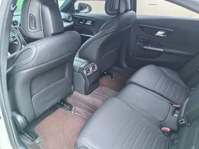 Mercedes-Benz C-Class — Фото автомобиля 7