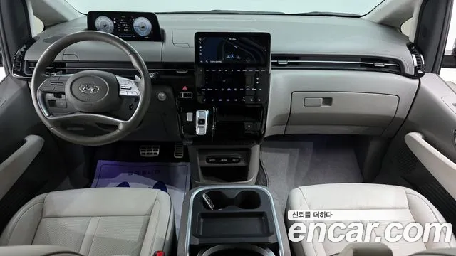 Hyundai Staria Staria 4WD Lounge 9 мест — Фото автомобиля 7