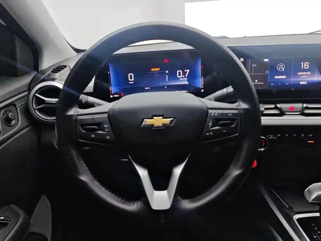 Chevrolet Monza — Фото автомобиля 15