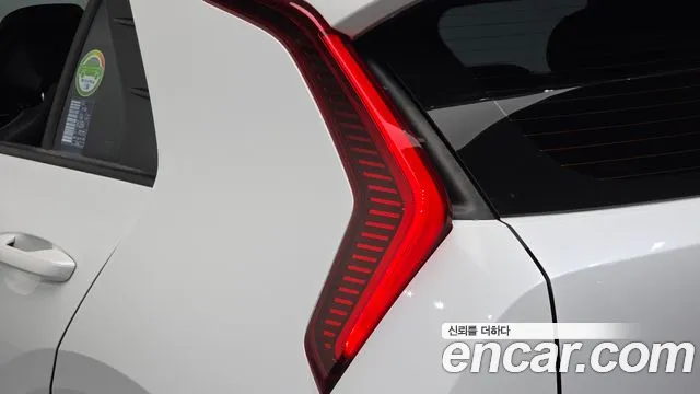 Kia Niro New — Фото автомобиля 8