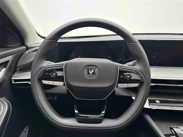 Changan Eado — Фото автомобиля 17
