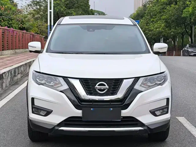 Nissan X-Trail — Фото автомобиля 3