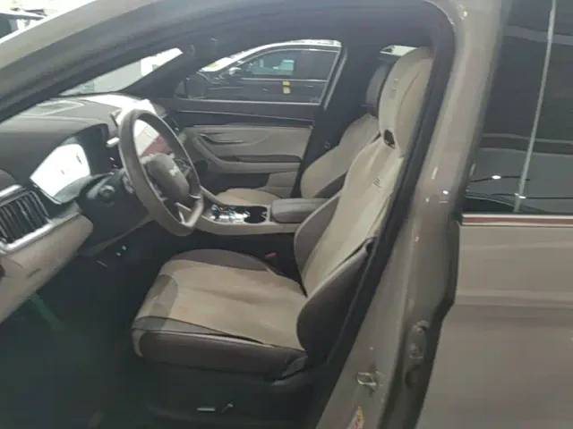 BYD Song PLUS — Фото автомобиля 14