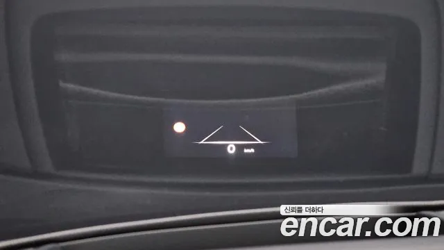 Genesis G90 Бензин 3.5 турбо AWD — Фото автомобиля 11
