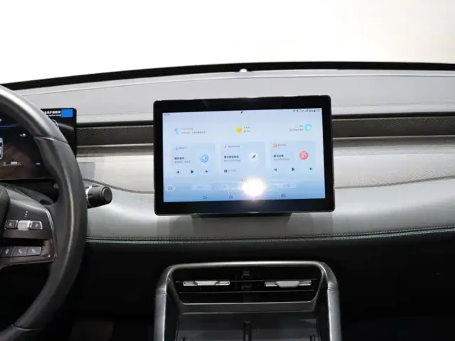 BYD Qin PLUS — Фото автомобиля 14
