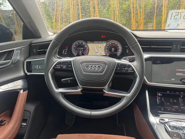 Audi A7L — Фото автомобиля 17