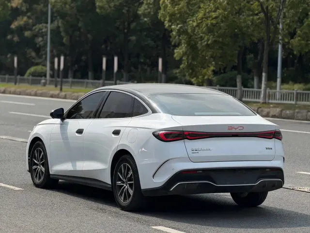 BYD Seal 06 — Фото автомобиля 3