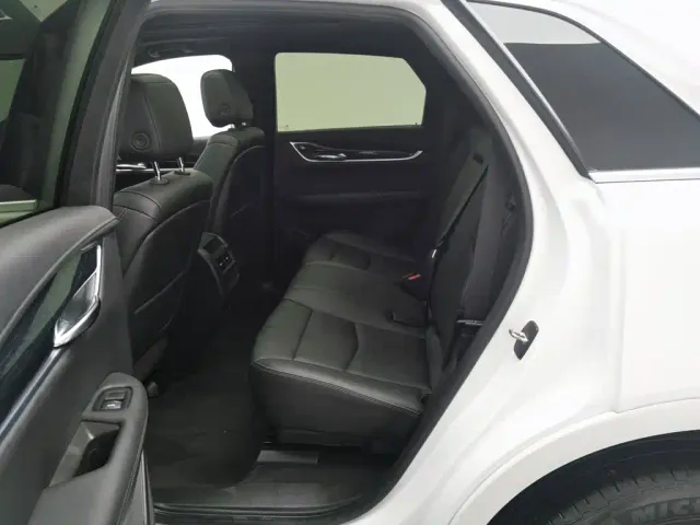 Cadillac XT5 — Фото автомобиля 15