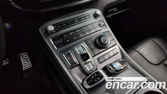Hyundai Santafe Новый Santa Fe Бензин 2.5T 2WD — Фото автомобиля 9