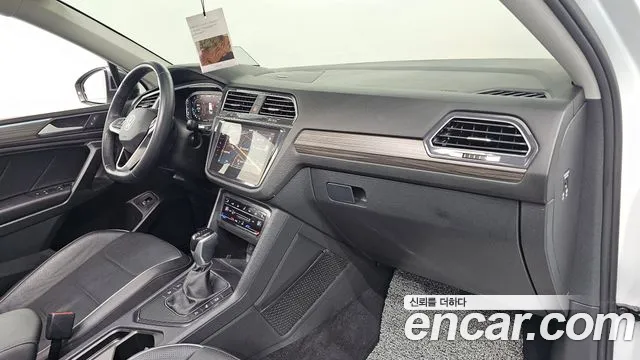 Volkswagen Tiguan — Фото автомобиля 29
