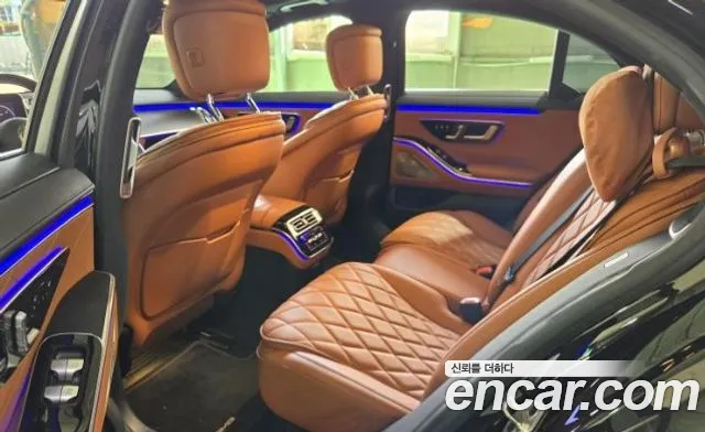 Mercedes-Benz S-Class — Фото автомобиля 4