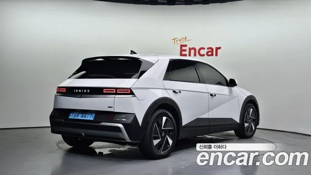 Hyundai Ioniq5 Long Range AWD — Фото автомобиля 2