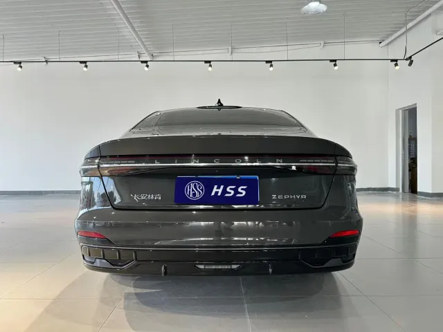 Lincoln Z — Фото автомобиля 5