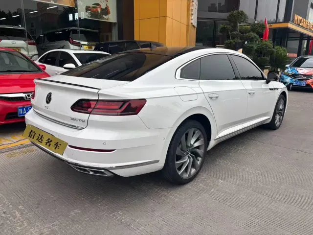 Volkswagen CC — Фото автомобиля 4