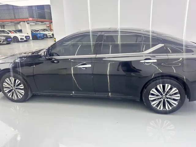 Nissan Teana — Фото автомобиля 11