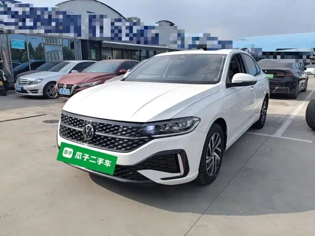 Фотография автомобиля — Volkswagen Lavida