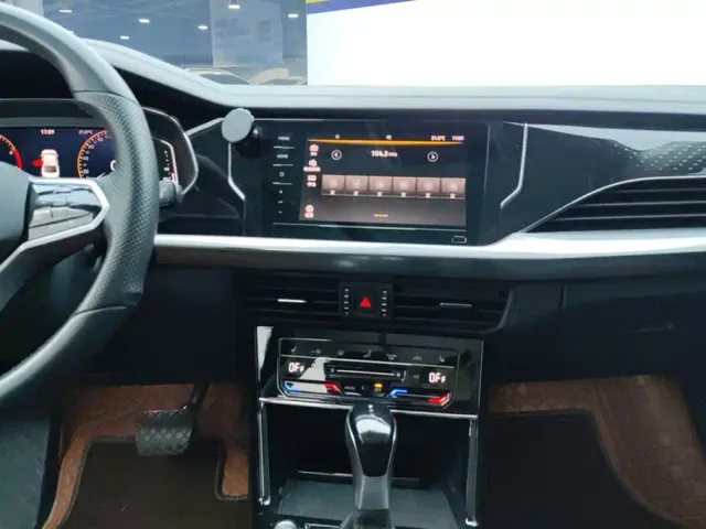 Volkswagen Passat — Фото автомобиля 13