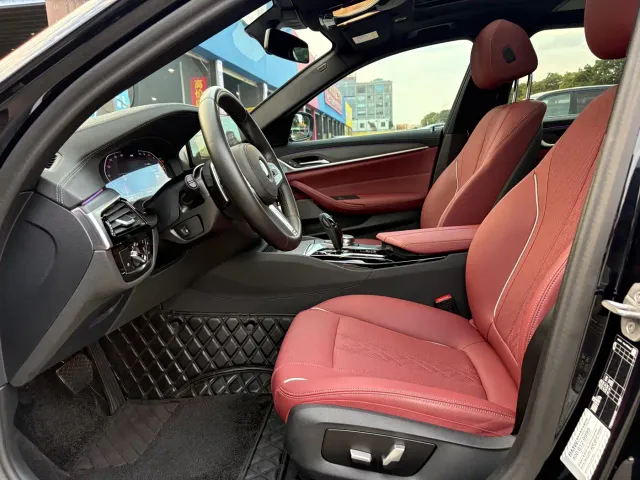 BMW 5 Series — Фото автомобиля 12