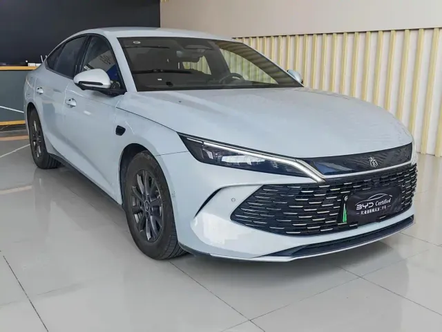 BYD Qin L — Фото автомобиля 3