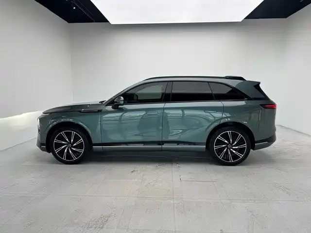 Xpeng G9 — Фото автомобиля 3