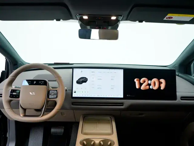 Li Auto Li Auto i6 2025 2WD Base Model — Фото автомобиля 7