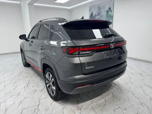 Changan CS35 Plus — Фото автомобиля 7
