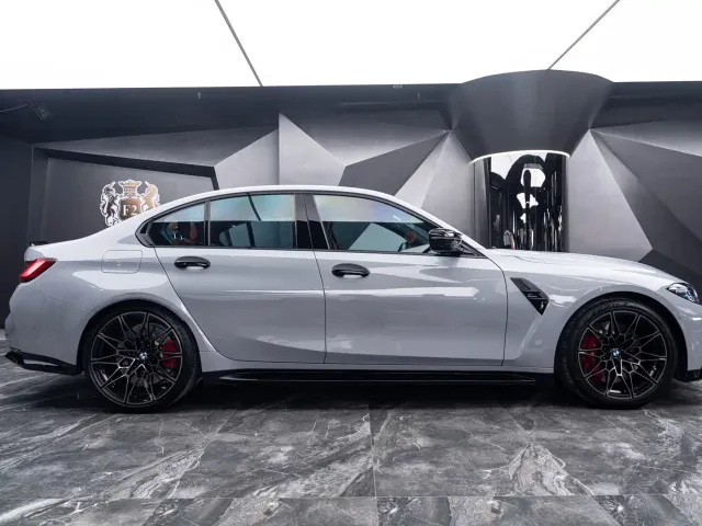 BMW M3 — Фото автомобиля 5