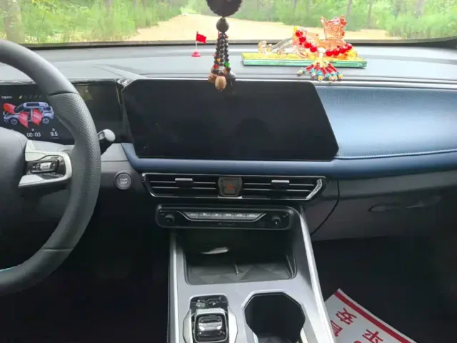 GAC Trumpchi GS3 — Фото автомобиля 12