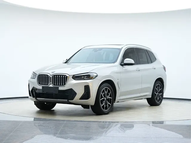 Фотография автомобиля — BMW X3