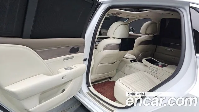Genesis G90 RS4 — Фото автомобиля 16