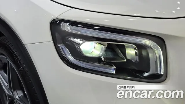 Mercedes-Benz GLB-Class — Фото автомобиля 20