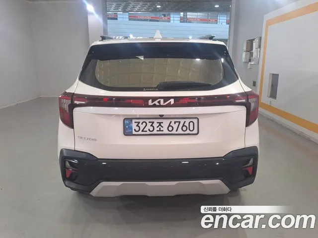 Kia Seltos Бензин 1.6 турбо 2WD — Фото автомобиля 3