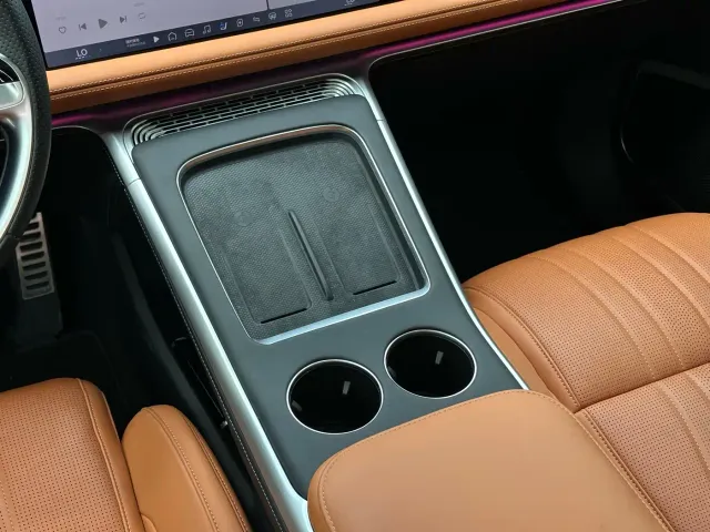 Xpeng G9 — Фото автомобиля 17