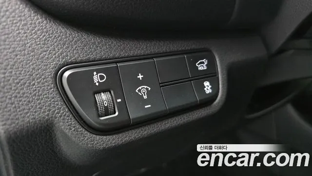 Kia Seltos New — Фото автомобиля 24