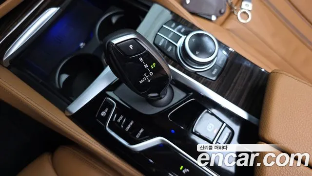 BMW 5 Series G30 — Фото автомобиля 11