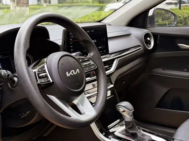 Kia K3 — Фото автомобиля 14