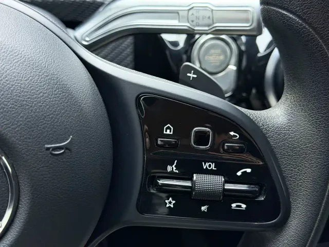 Mercedes-Benz A-Class — Фото автомобиля 12