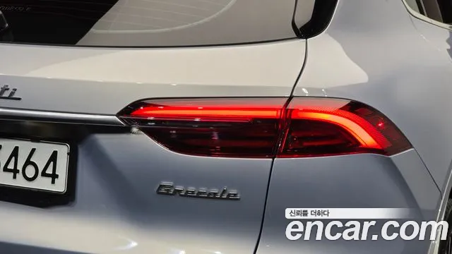 Maserati Grecale — Фото автомобиля 22