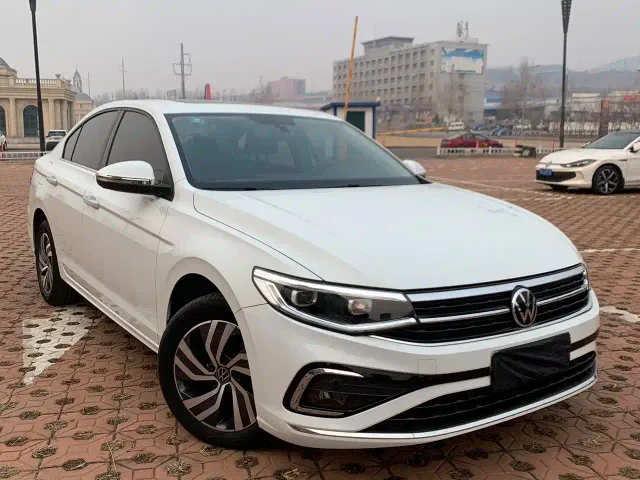 Volkswagen Bora — Фото автомобиля 3