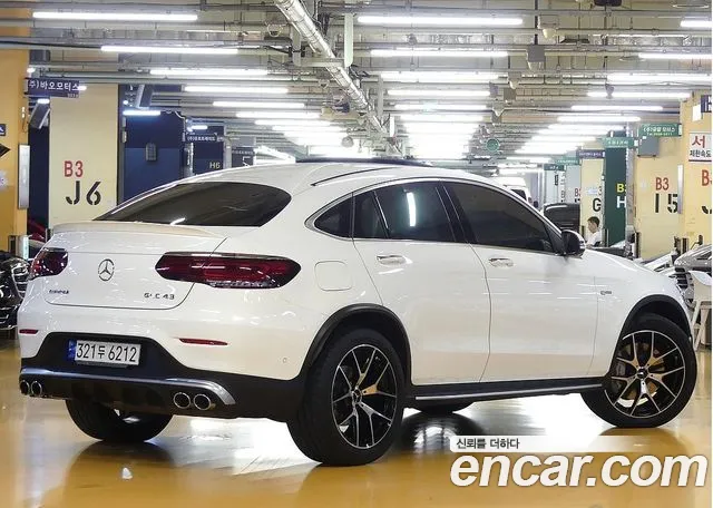 Mercedes-Benz GLC-Class GLC-класс X253 AMG GLC43 4MATIC Купе — Фото автомобиля 2