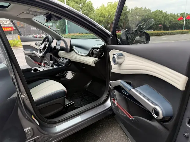 BYD Yuan PLUS — Фото автомобиля 7