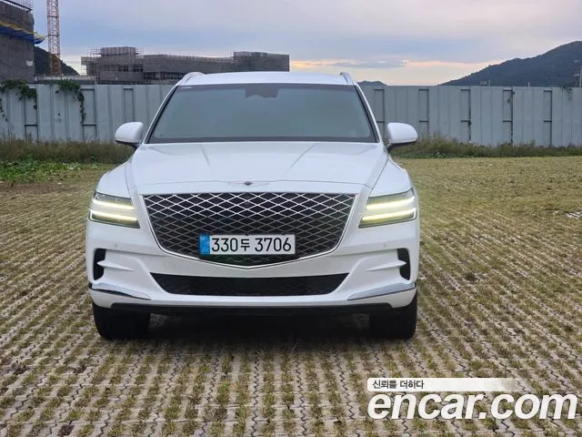 Фотография автомобиля — Genesis GV80