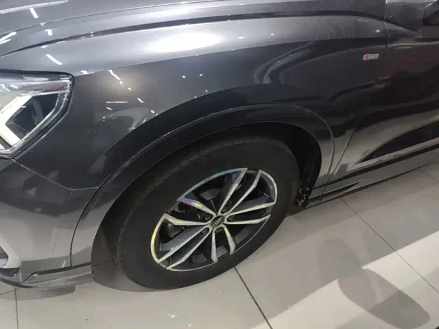 Audi Q3 — Фото автомобиля 21