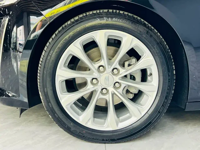 Cadillac CT5 — Фото автомобиля 7