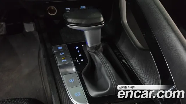 Hyundai Avante CN7 — Фото автомобиля 9